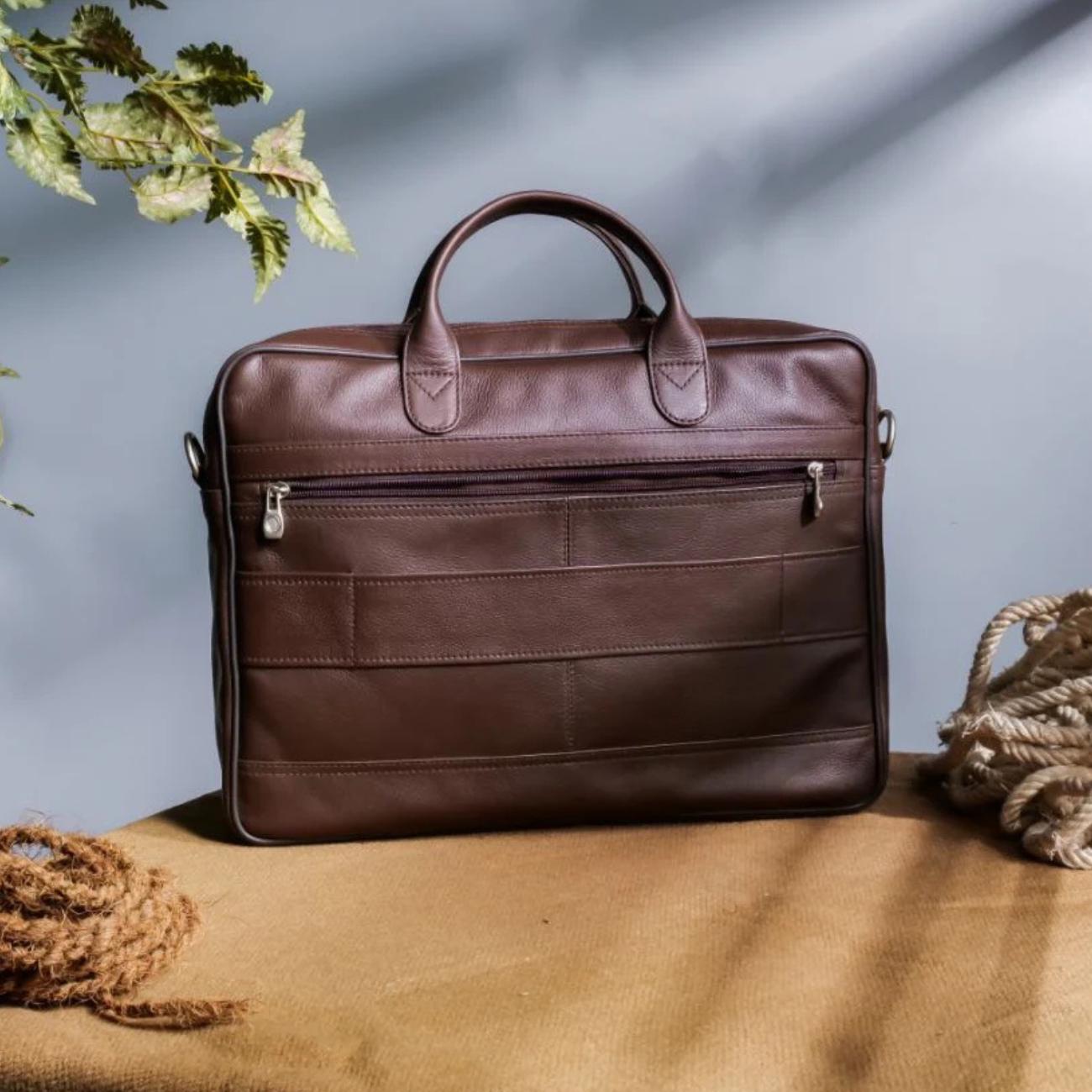 Full-Grain Leather Laptop Briefcase – 15.5" Messenger Bag – Tailor Leather